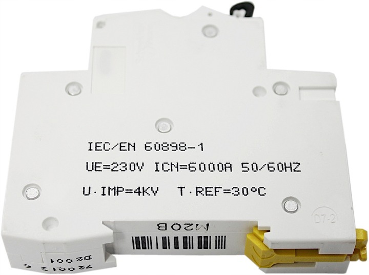 Wyłącznik nadprądowy Schneider Electric 230 V IP20 B16A 4 17620001827